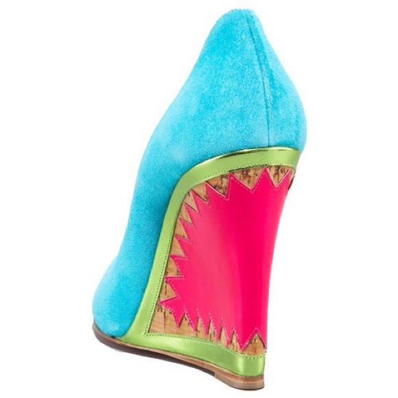 Christian Louboutin Miramar 120mm Suede Wedge - Picture 4 of 8